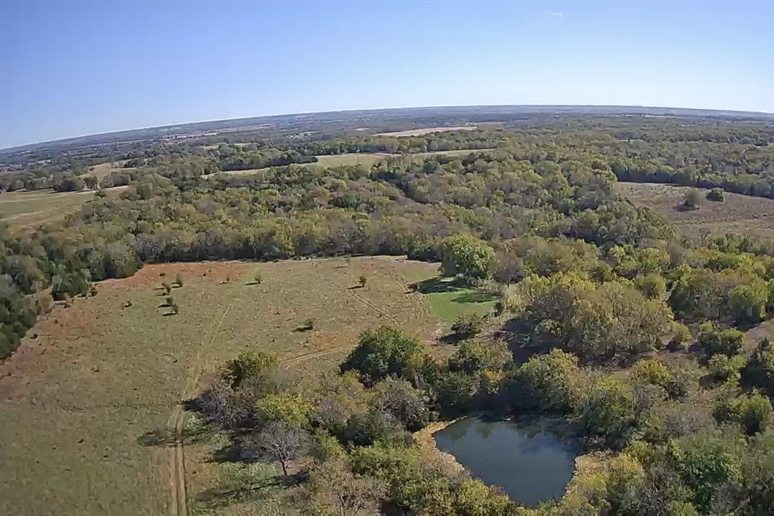 20251022_161344168_iOS